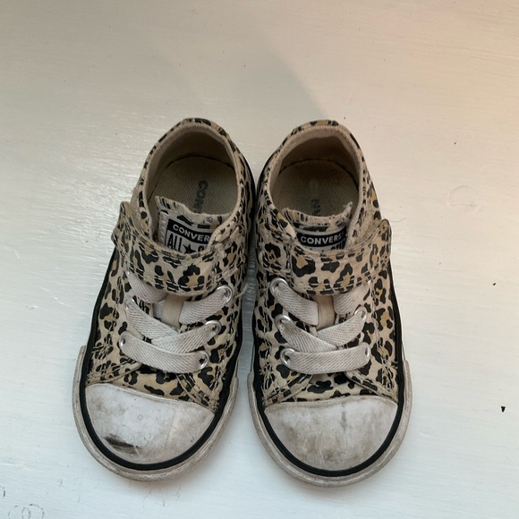 Toddler cheetah Converse - Picture 4 of 6